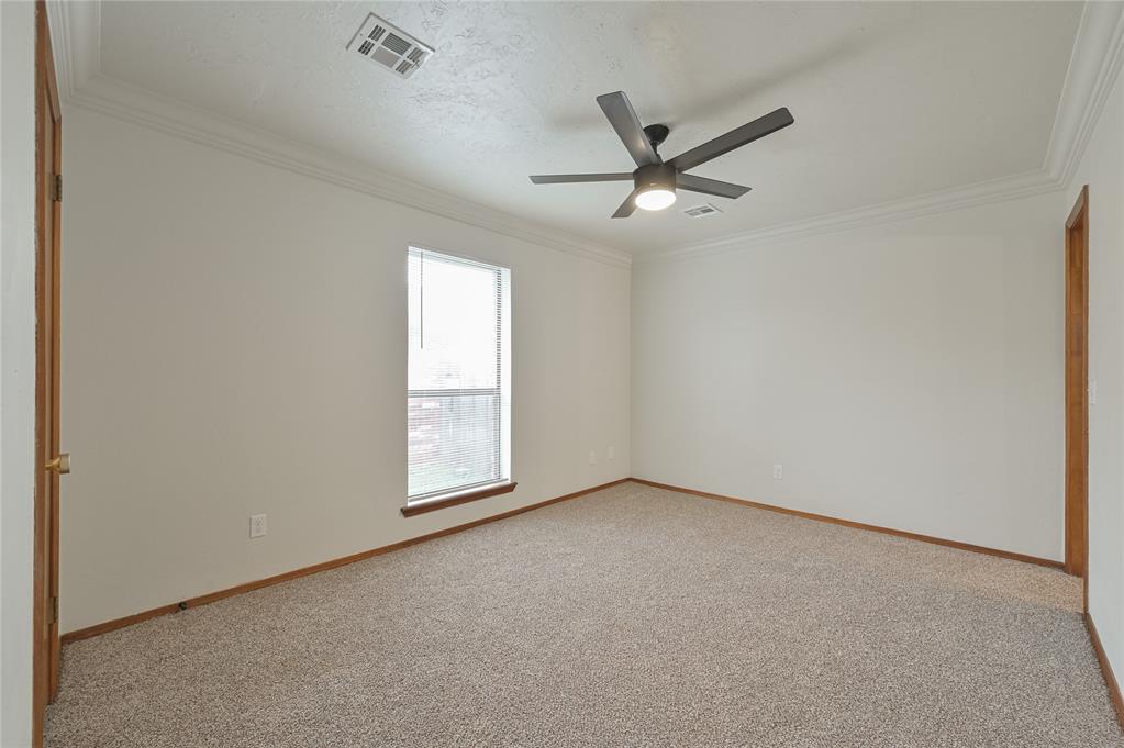 116 N Eastgate Drive