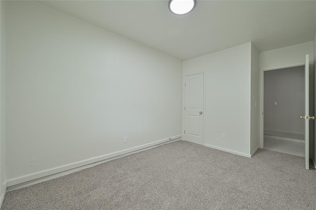 116 N Eastgate Drive