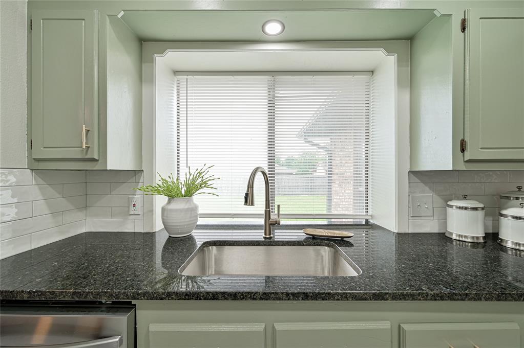 116 N Eastgate Drive