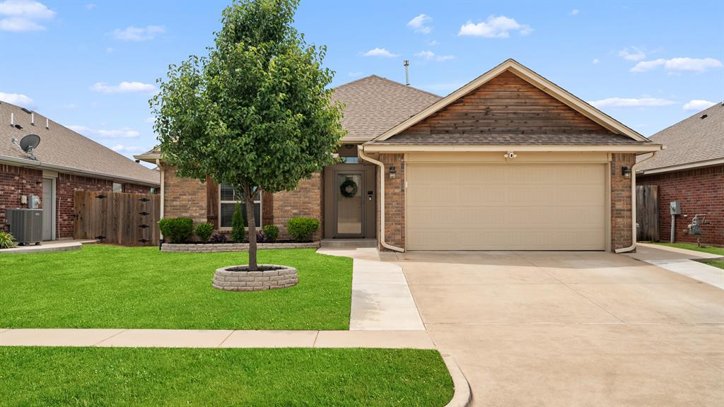 3109 Texarkana Court