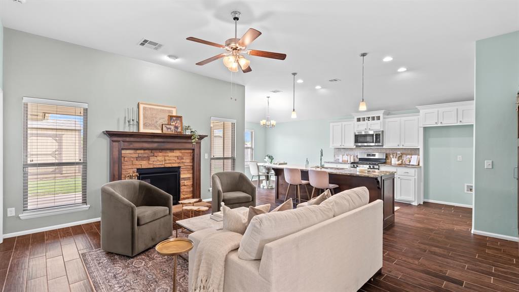 3109 Texarkana Court