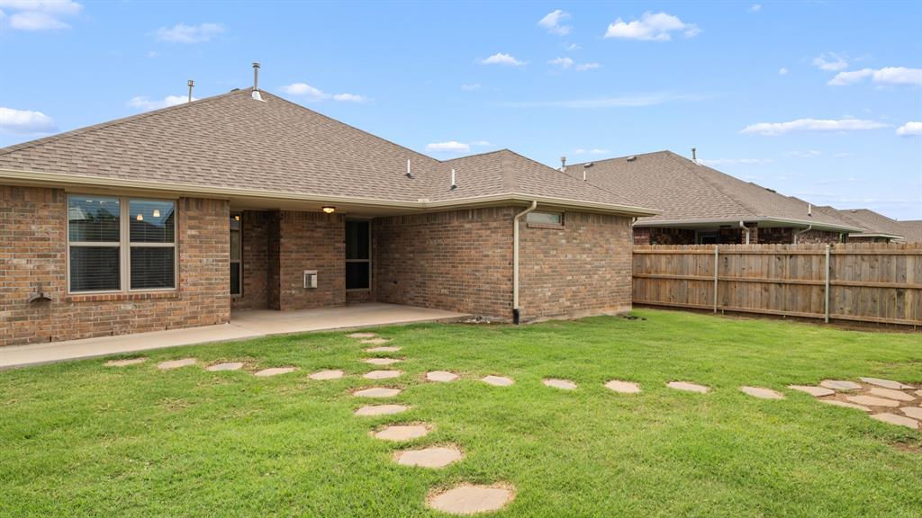 3109 Texarkana Court