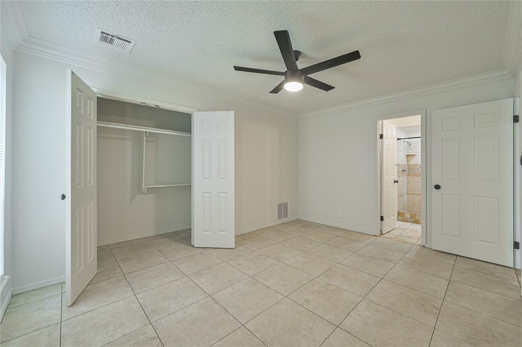 5705 S Bodine Avenue