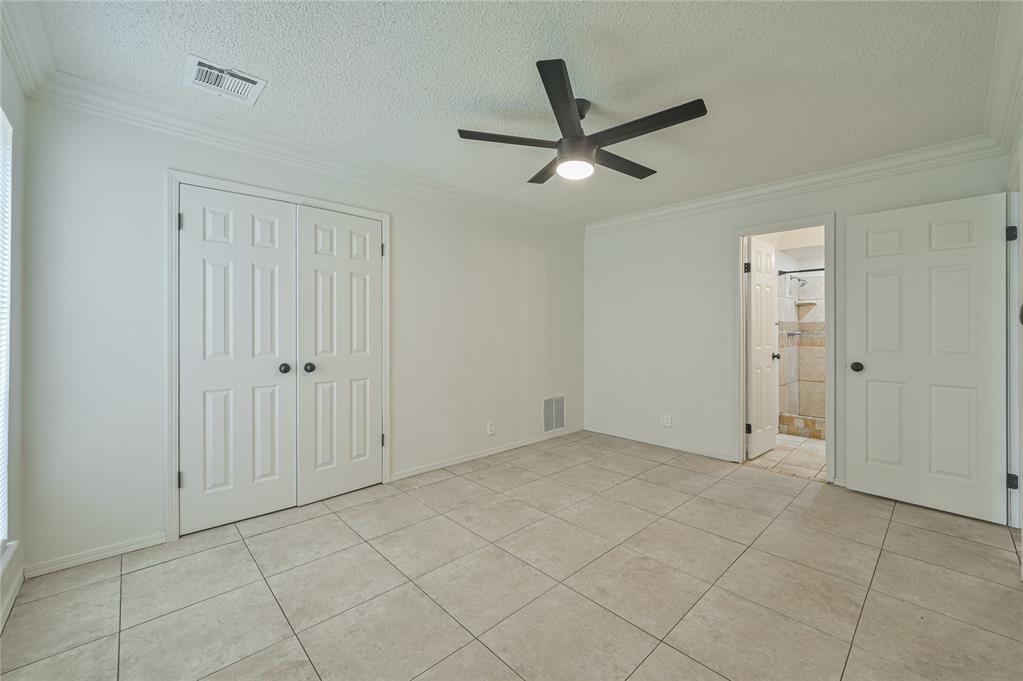 5705 S Bodine Avenue