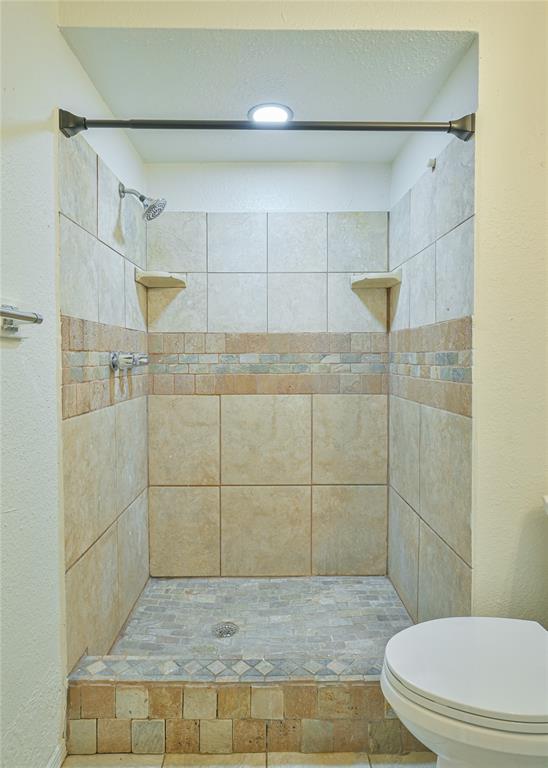 5705 S Bodine Avenue