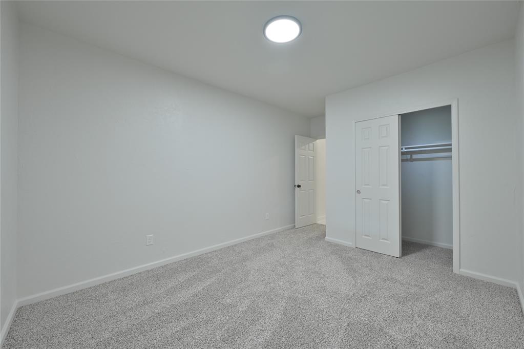 5705 S Bodine Avenue