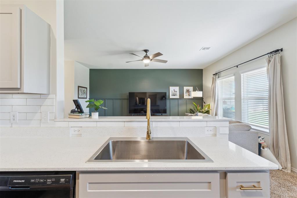 11016 NW 100th Street