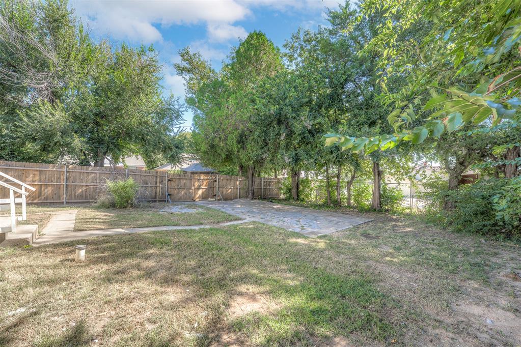 1716 N Highland Drive