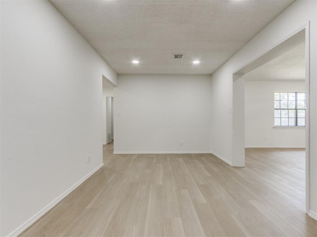 7017 S Miller Avenue