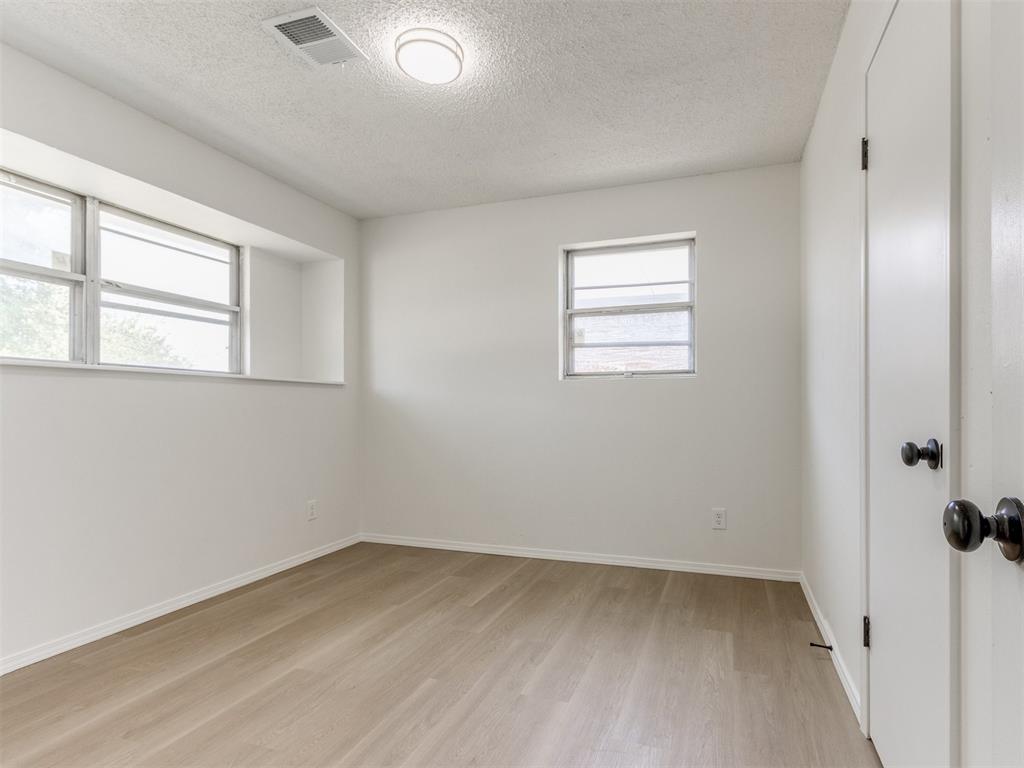 7017 S Miller Avenue