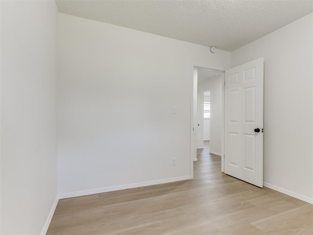 7017 S Miller Avenue