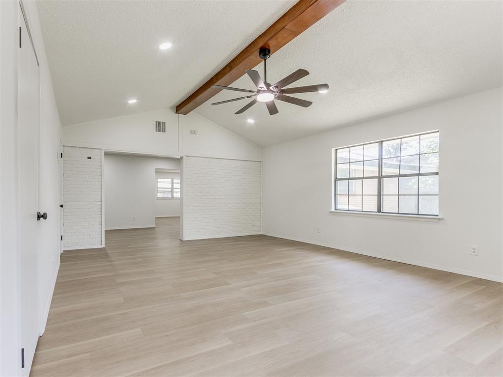 7017 S Miller Avenue