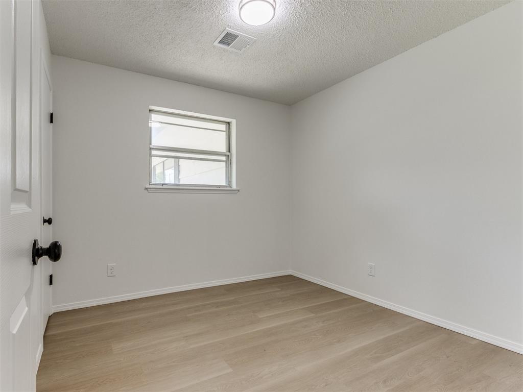 7017 S Miller Avenue