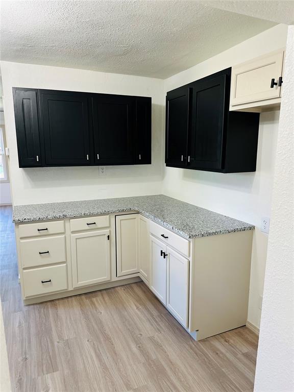 202 E Northrup Drive