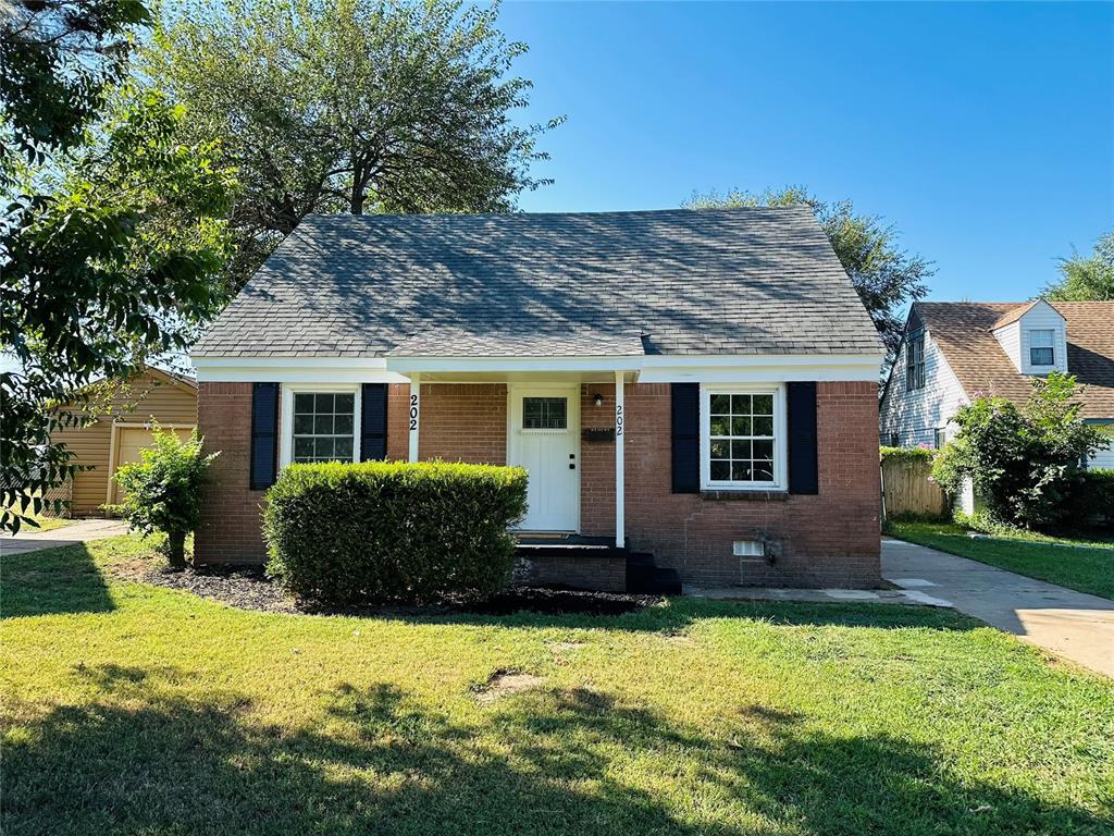 202 E Northrup Drive