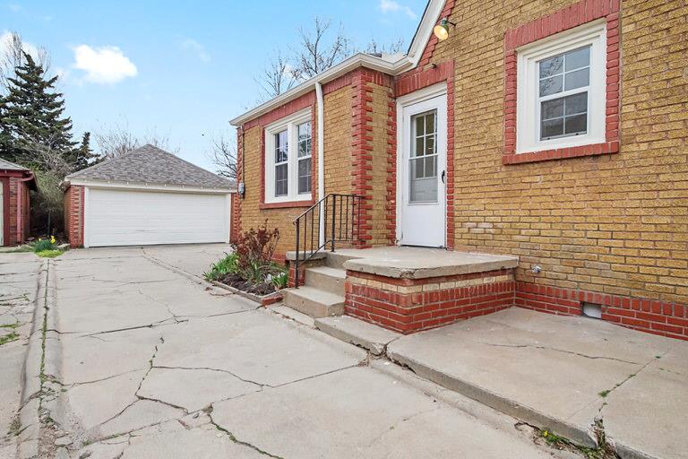 2420 NW 20th Street