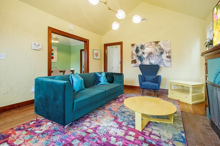 2420 NW 20th Street