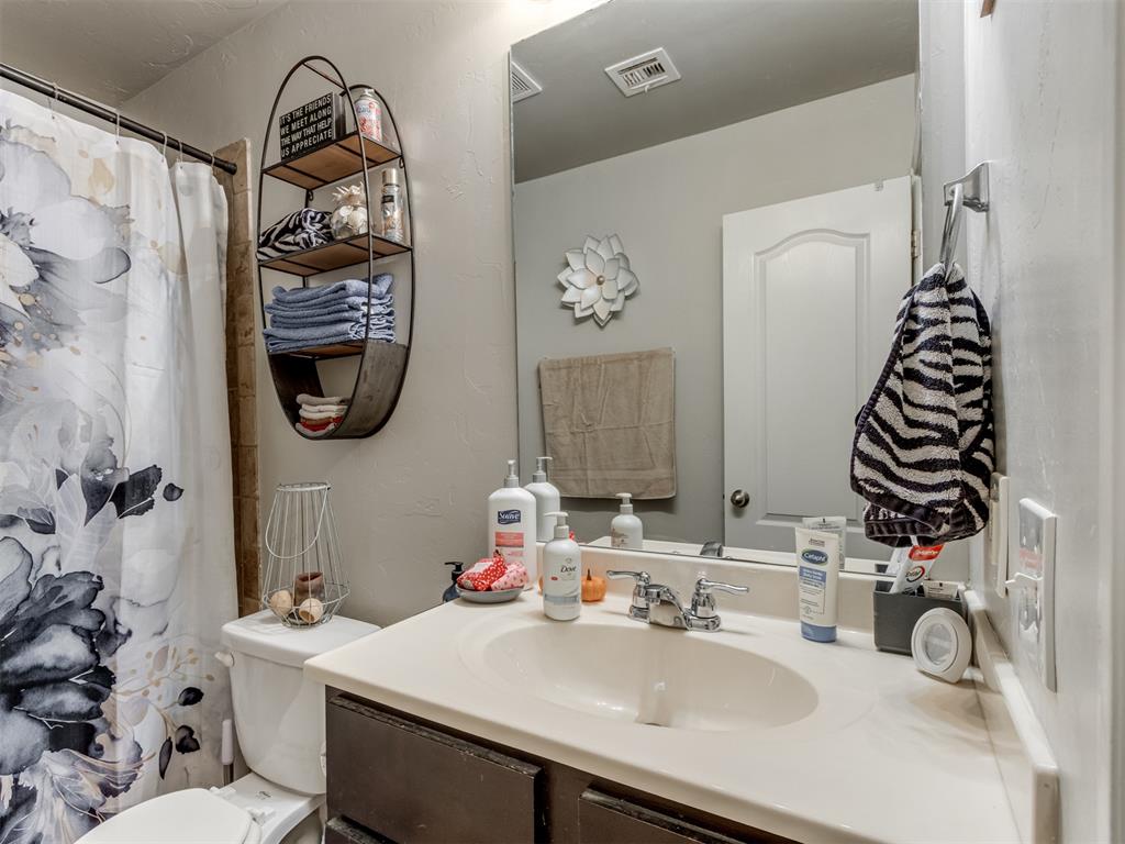 6133 Courtyards Court