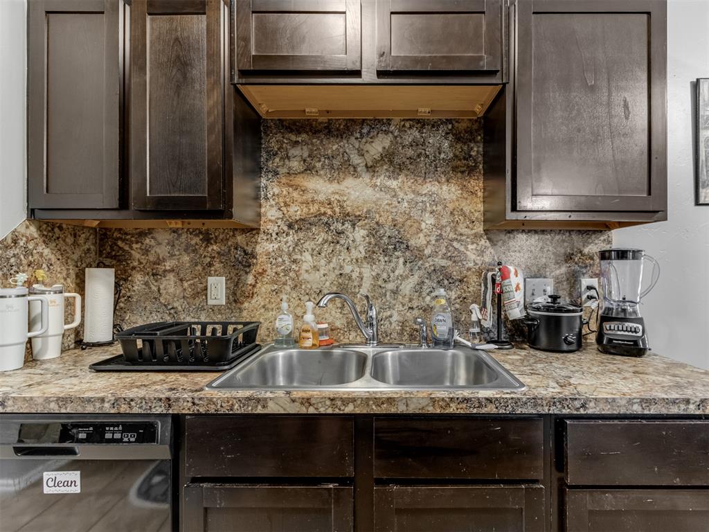 6133 Courtyards Court