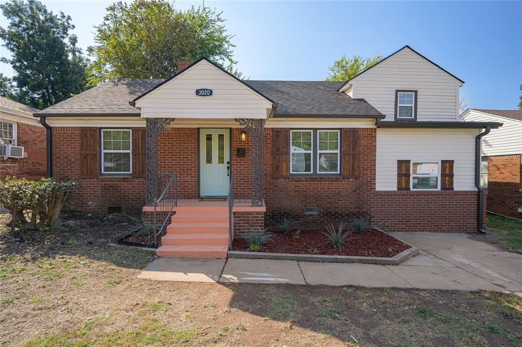 3020 W Park Place