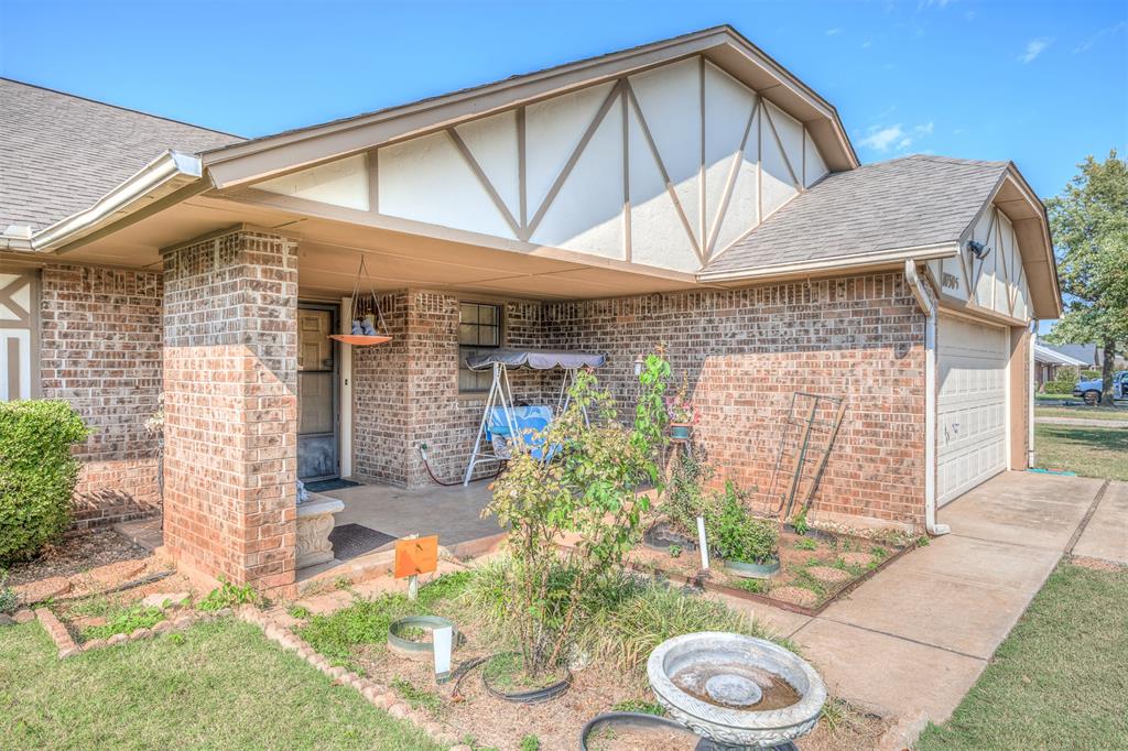 10305 S Fairview Drive