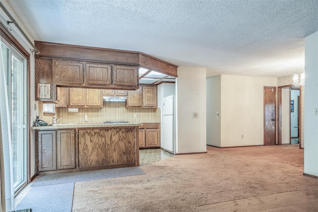 10305 S Fairview Drive