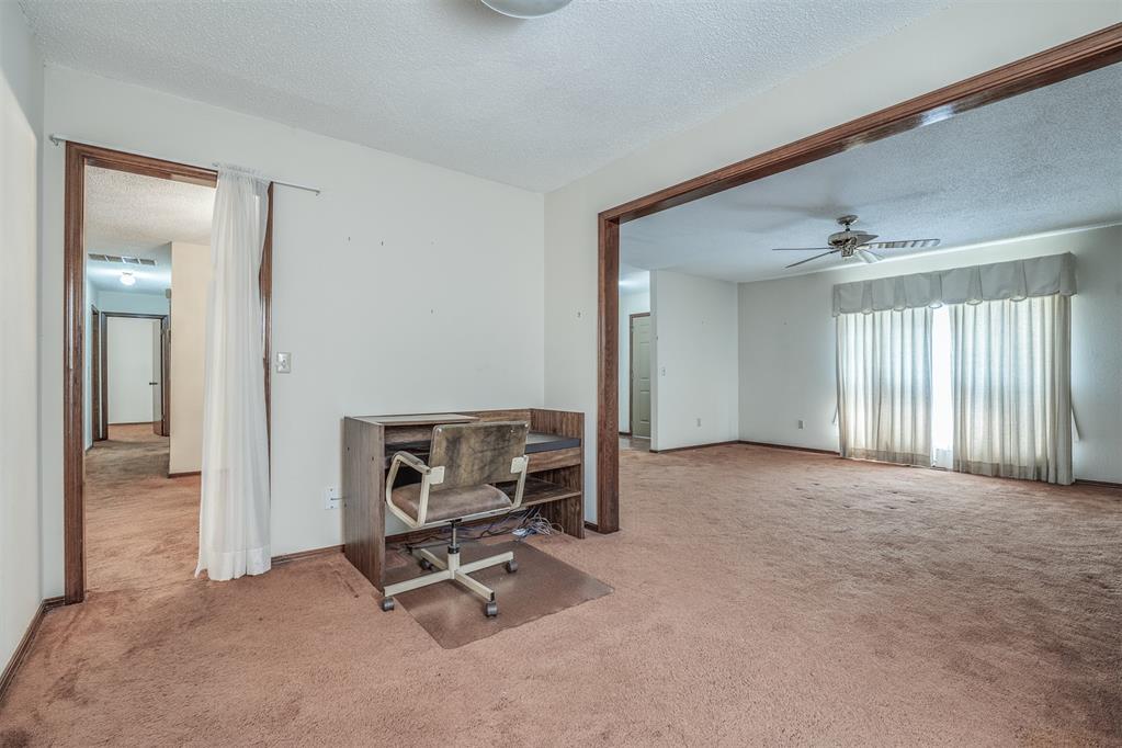 10305 S Fairview Drive