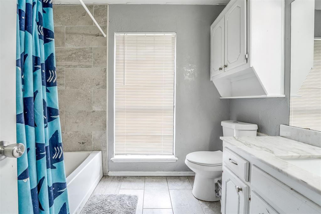 8316 NW 106th Street