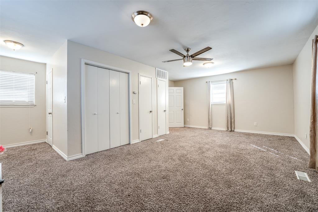 3105 N Viewpoint Drive