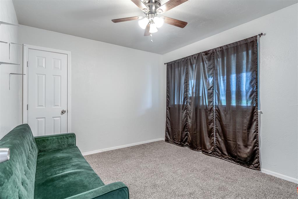 5400 N Wisconsin Avenue