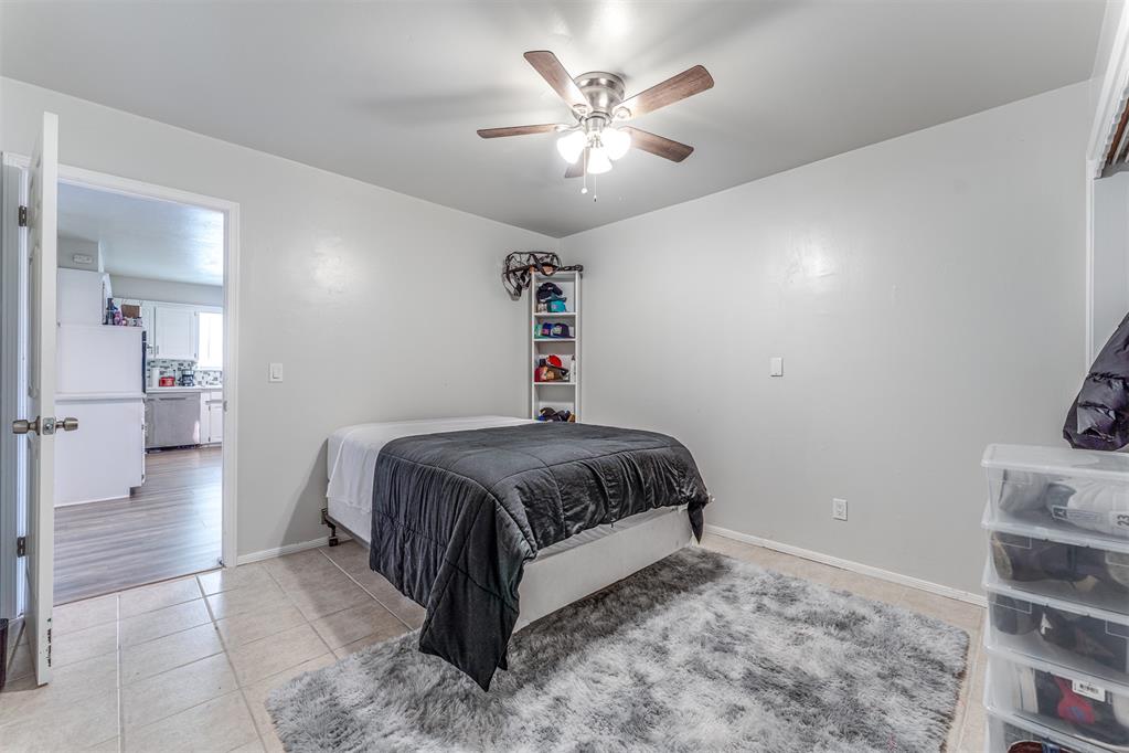 5400 N Wisconsin Avenue