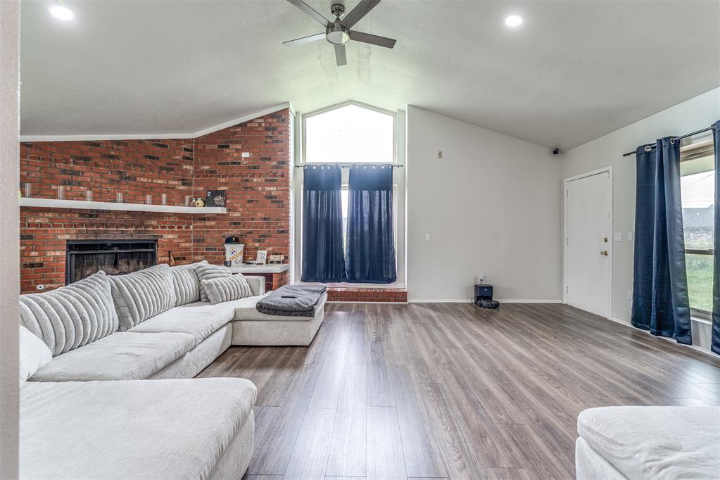 5400 N Wisconsin Avenue