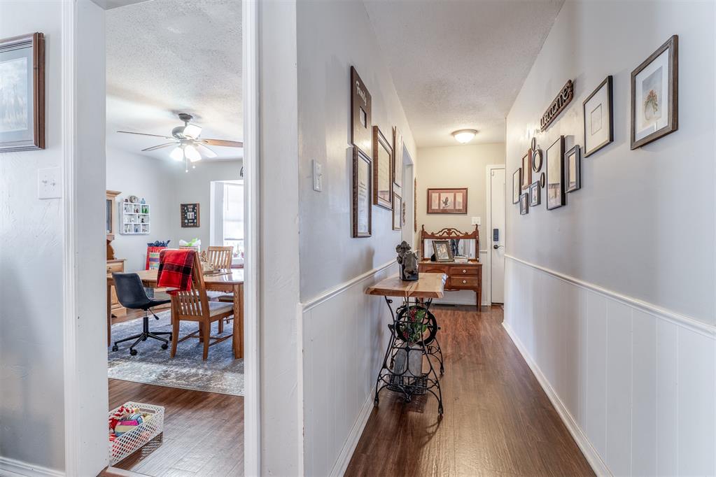 1515 Oakhurst Avenue