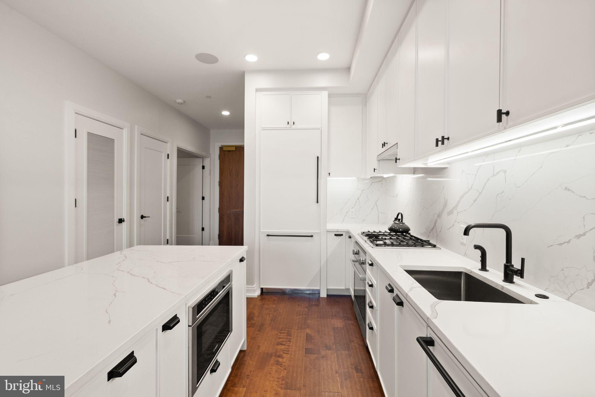 1111 PENNSYLVANIA AVENUE SE 304