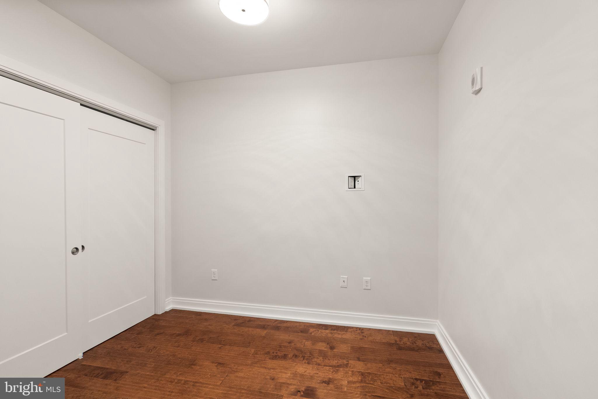 1111 PENNSYLVANIA AVENUE SE 304