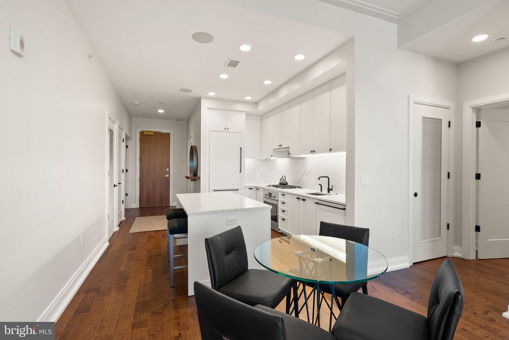 1111 PENNSYLVANIA AVENUE SE 304