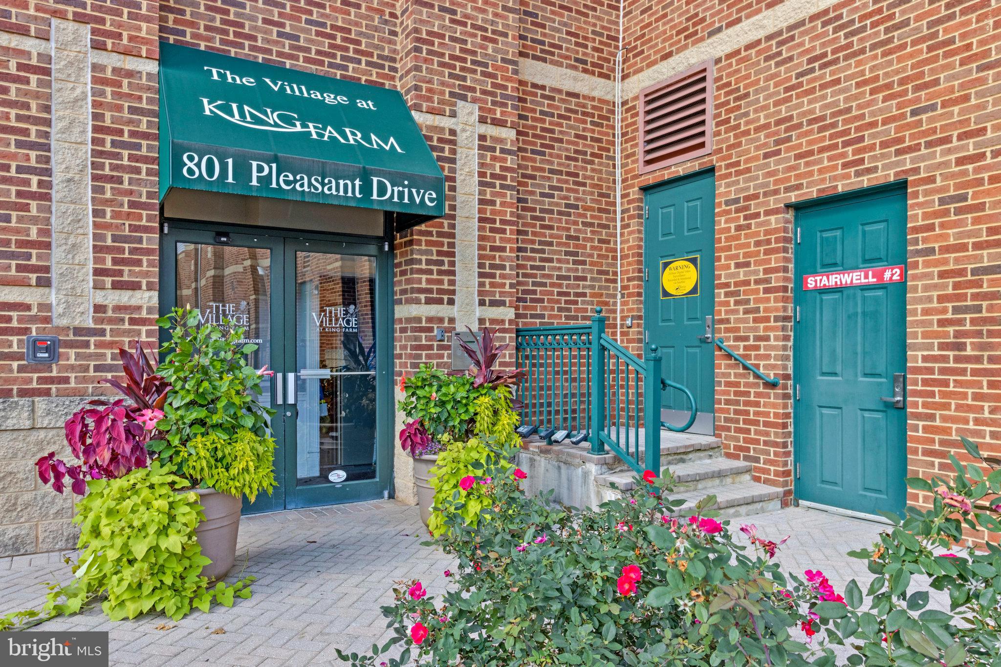 801 PLEASANT DRIVE 80115