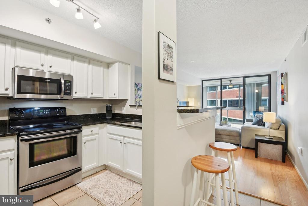 1001 N Vermont St #608