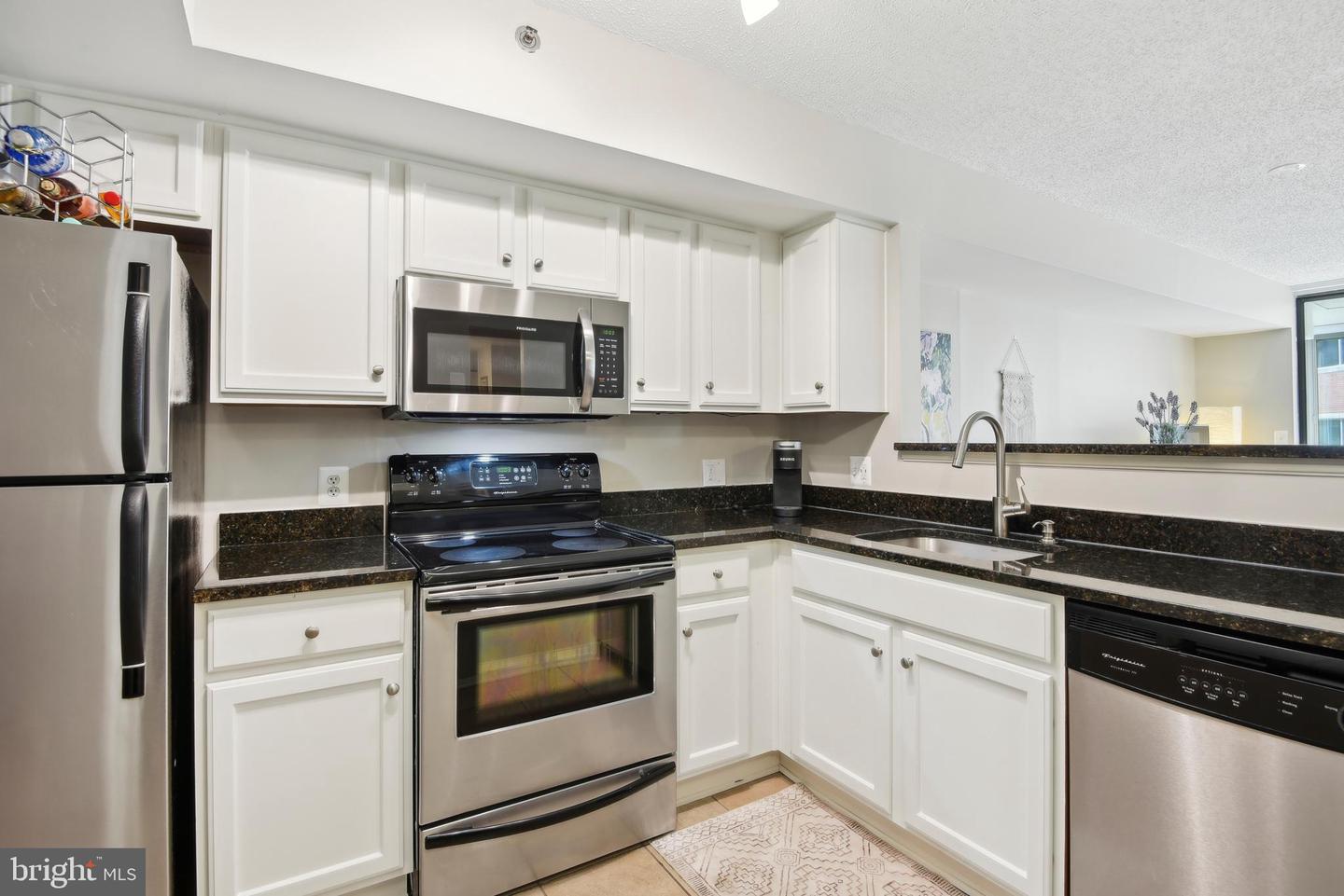 1001 N Vermont St #608
