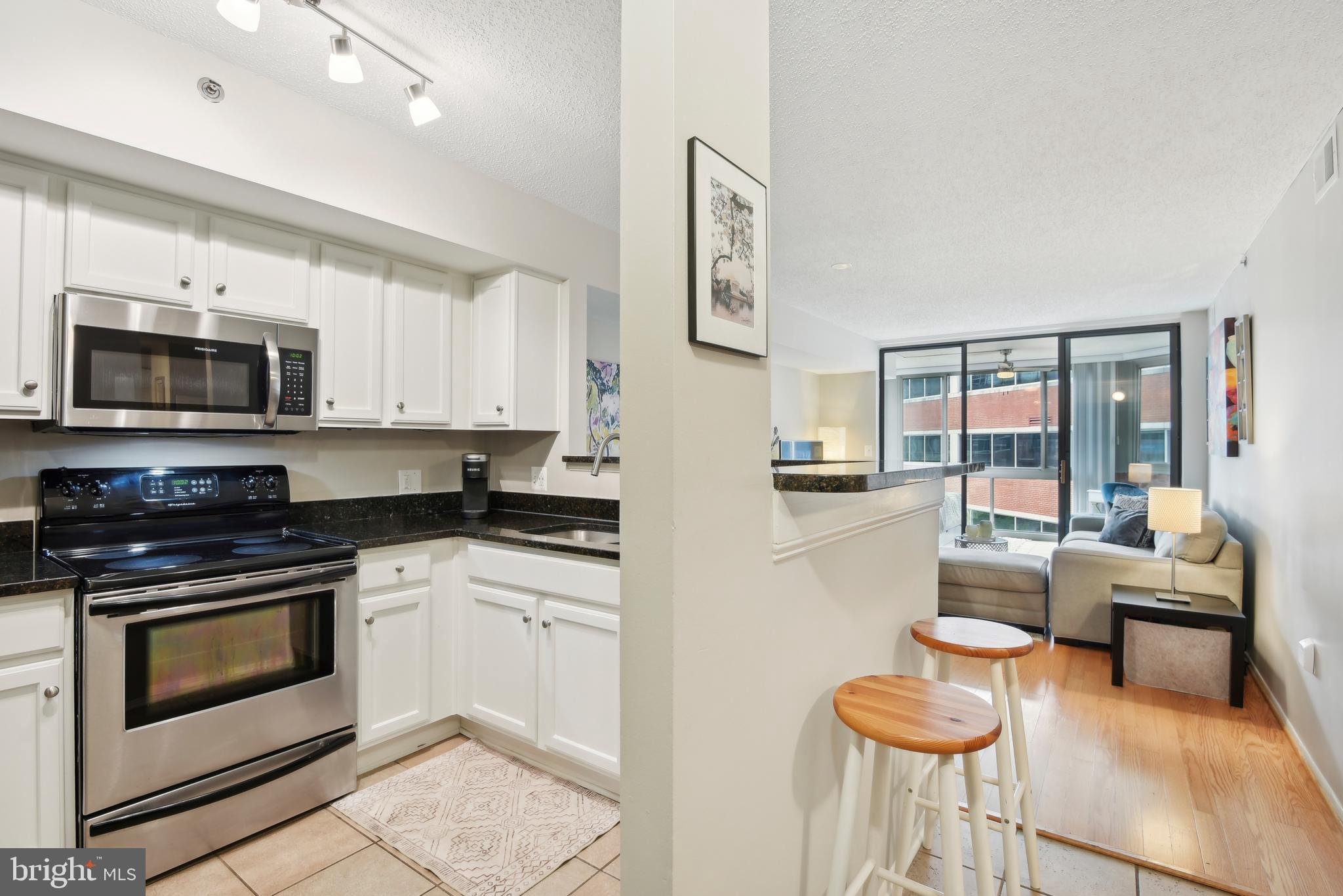 1001 N Vermont St #608