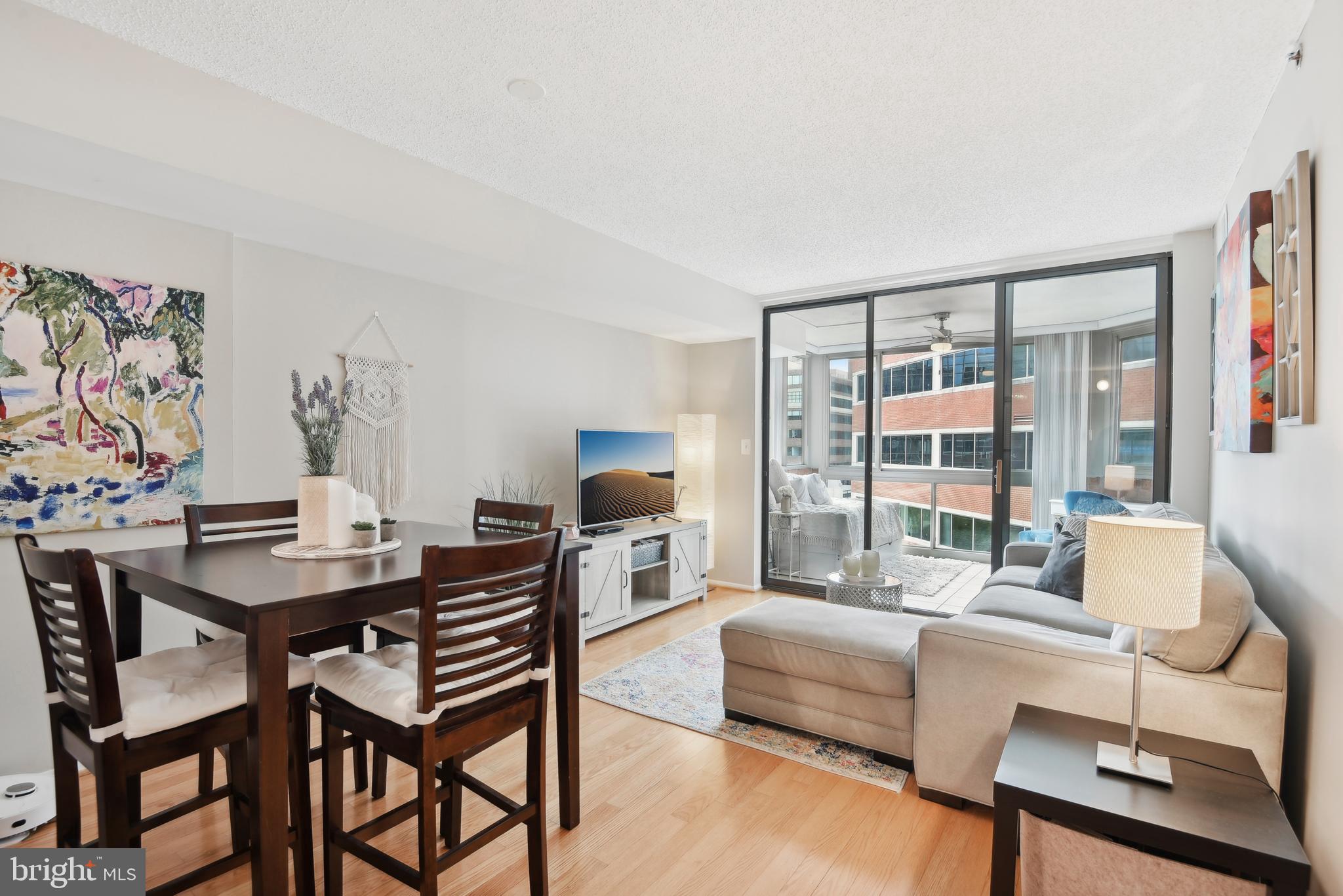 1001 N Vermont St #608