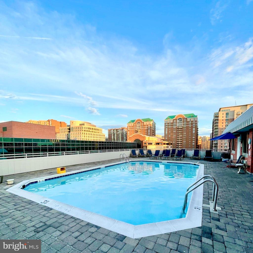 1001 N Vermont St #608
