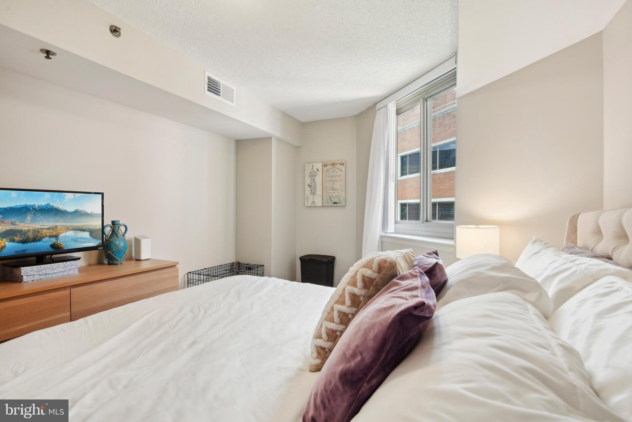 1001 N Vermont St #608