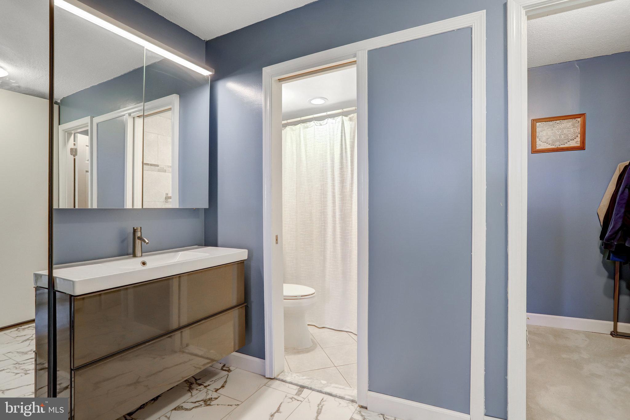 309 Yoakum PARKWAY Unit: 1609