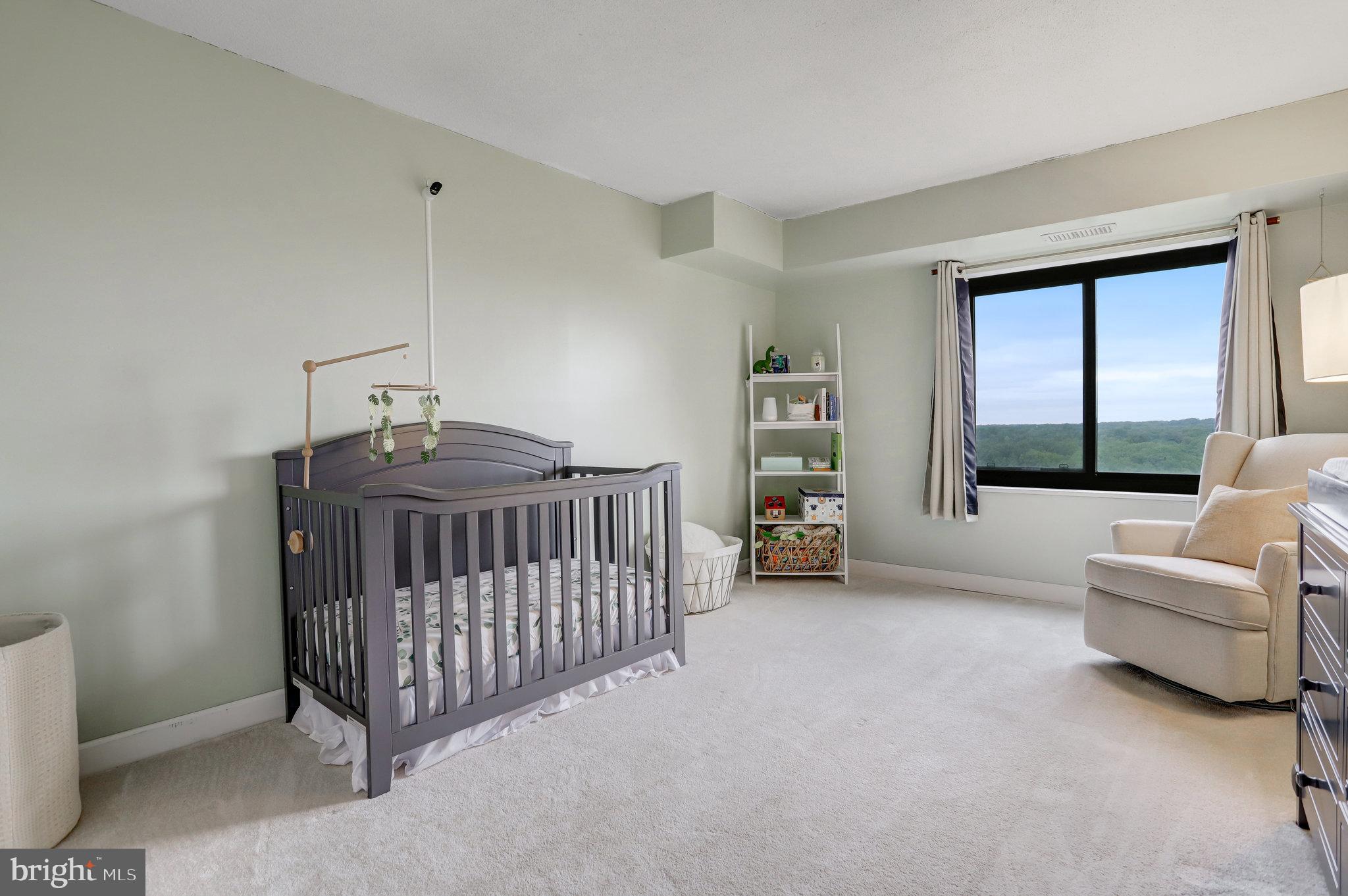 309 Yoakum PARKWAY Unit: 1609