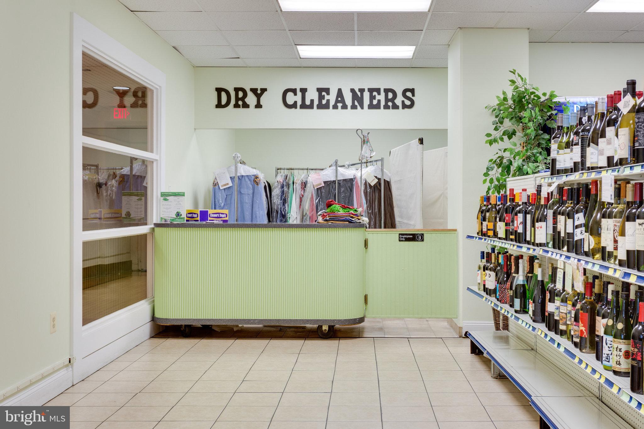 309 Yoakum PARKWAY Unit: 1609