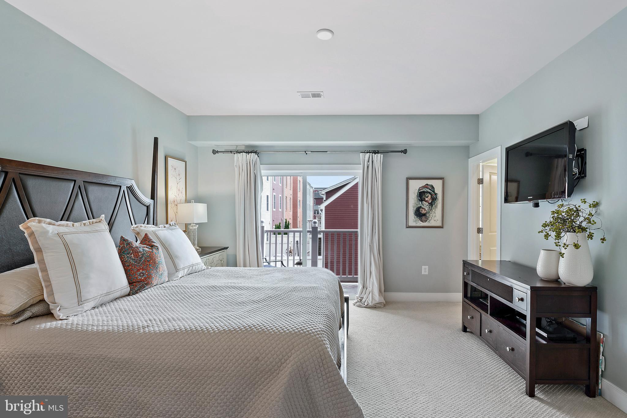 2109 Main Line Blvd #101