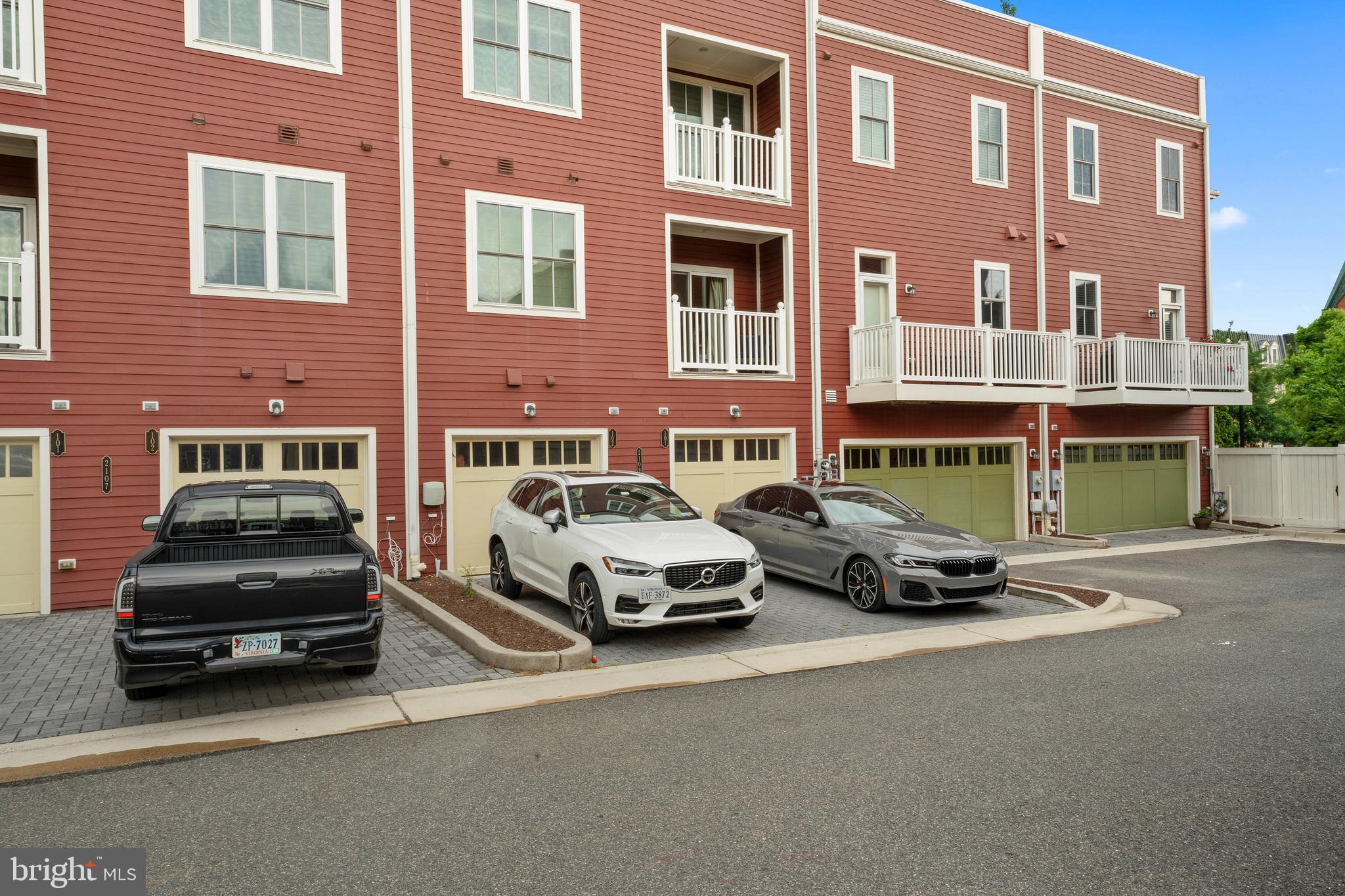 2109 Main Line Blvd #101