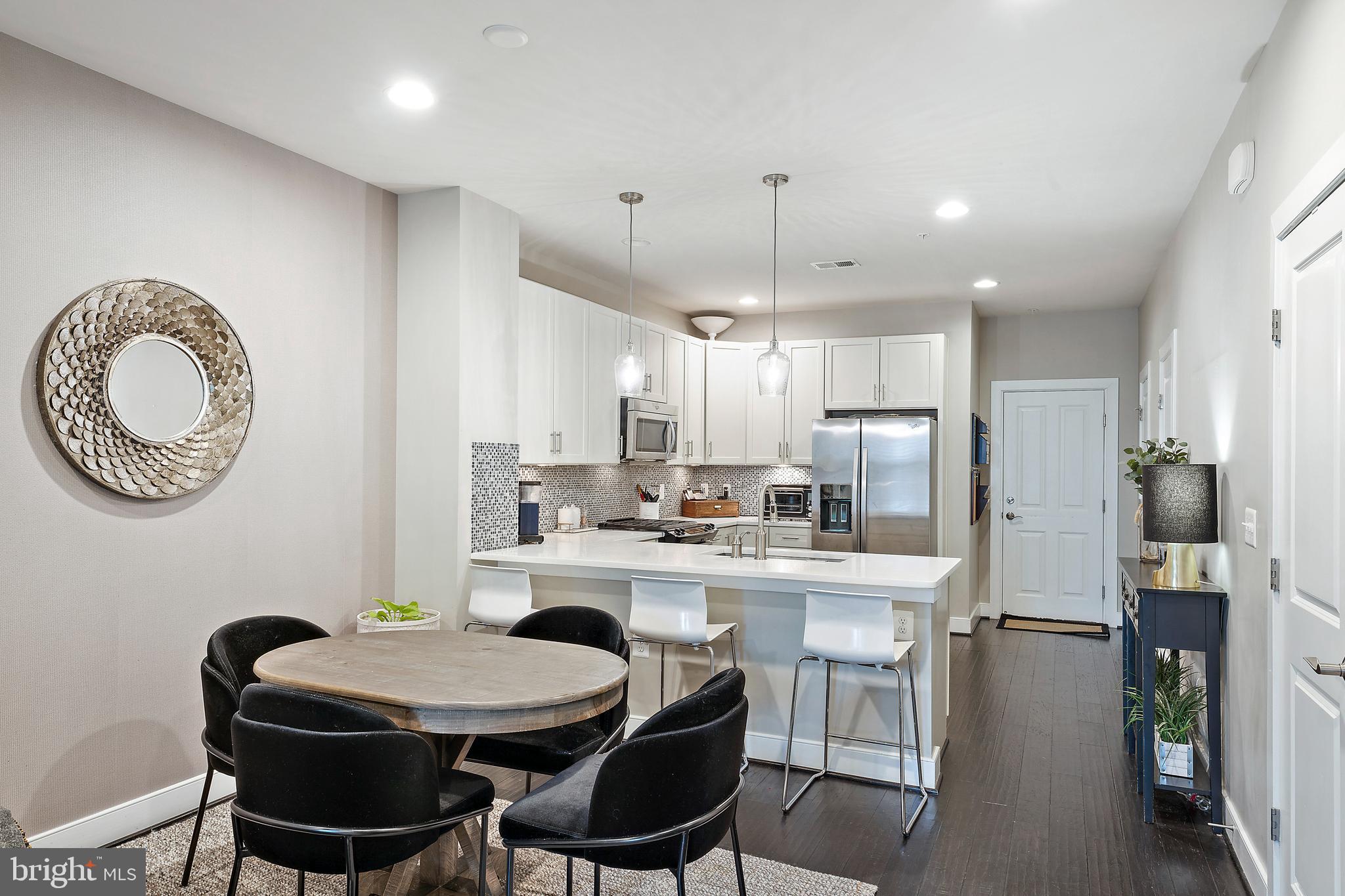 2109 Main Line Blvd #101