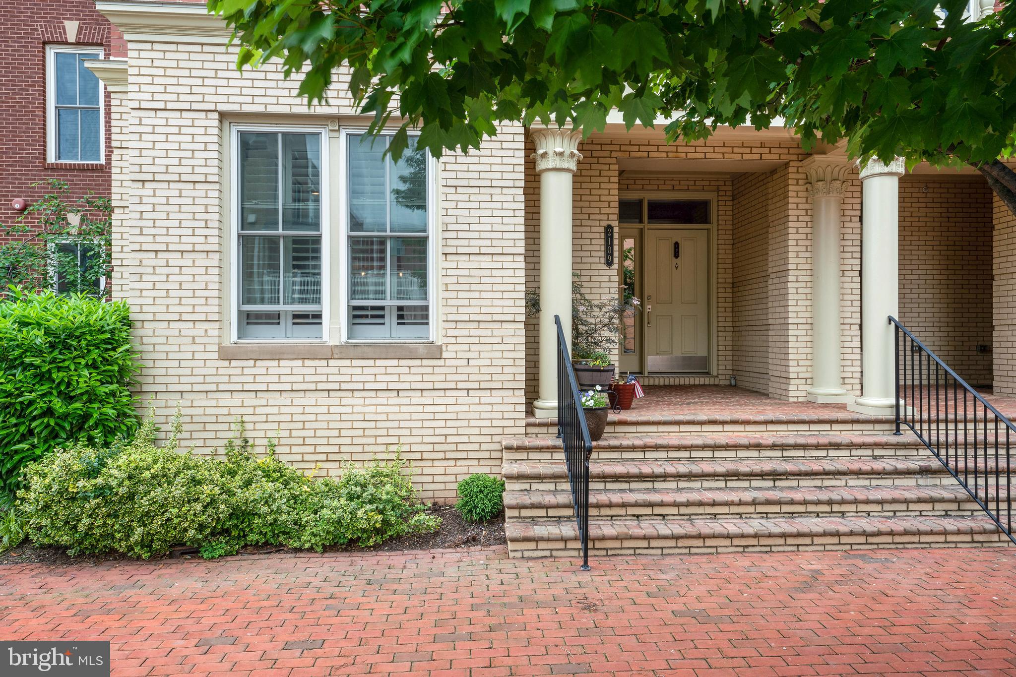 2109 Main Line Blvd #101